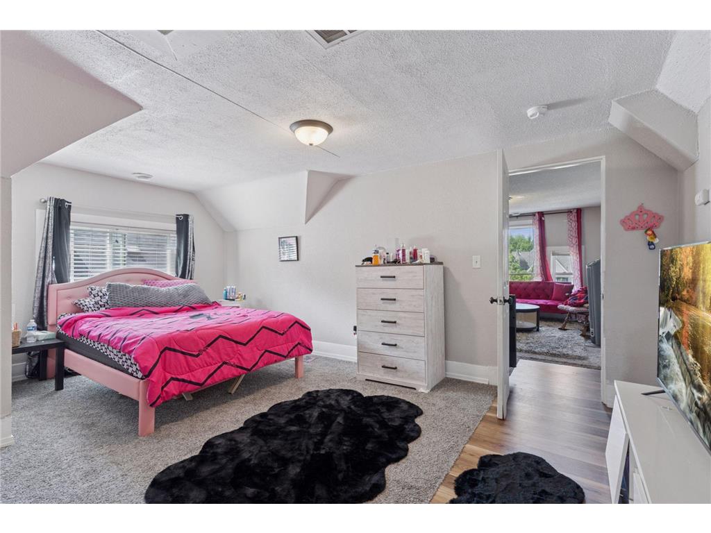 3033 Park Avenue S Minneapolis MN 55407 7090537 image36