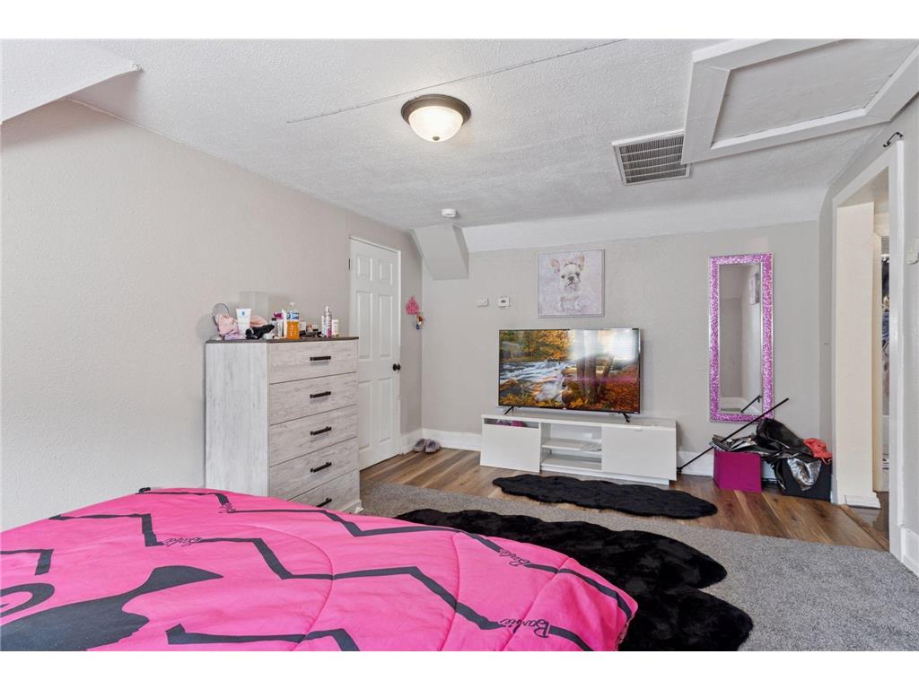 3033 Park Avenue S Minneapolis MN 55407 7090537 image37