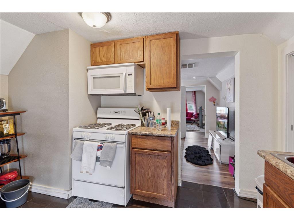 3033 Park Avenue S Minneapolis MN 55407 7090537 image39