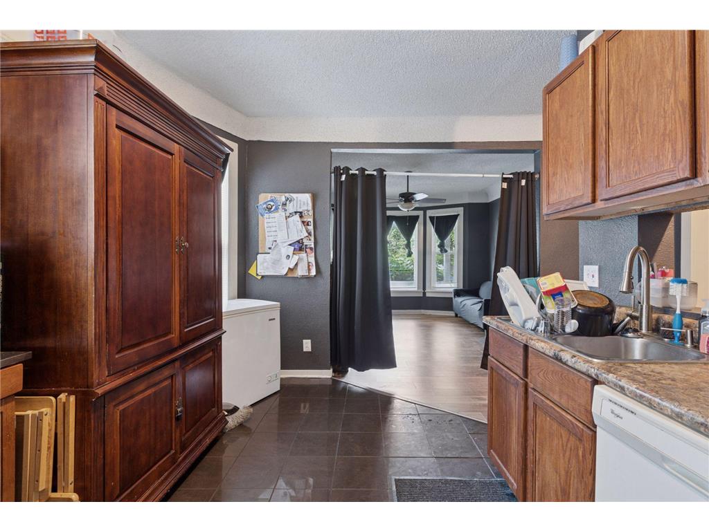 3033 Park Avenue S Minneapolis MN 55407 7090537 image9