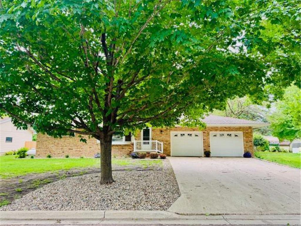 3033 Redwood Avenue Slayton MN 56172 7020728 image1