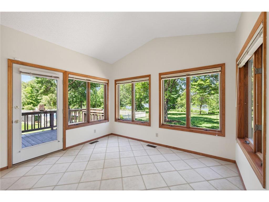 3034 Edgewater Drive Woodbury MN 55125 - Colby Lake 7091056 image26