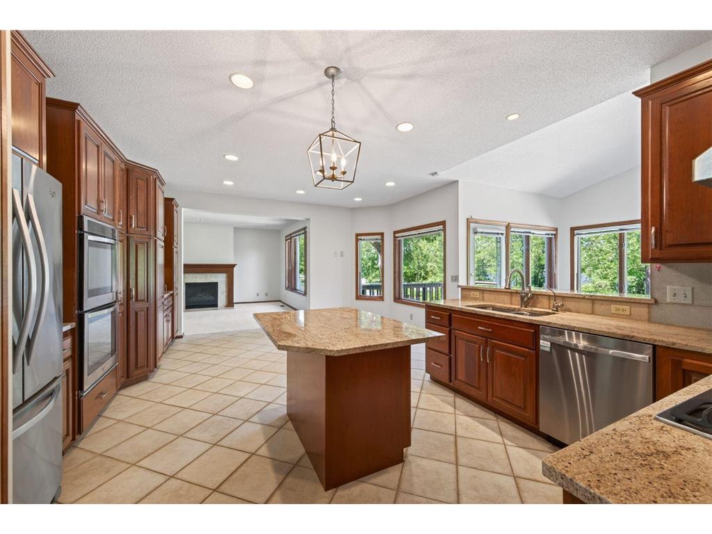 3034 Edgewater Drive Woodbury MN 55125 - Colby Lake 7091056 image29