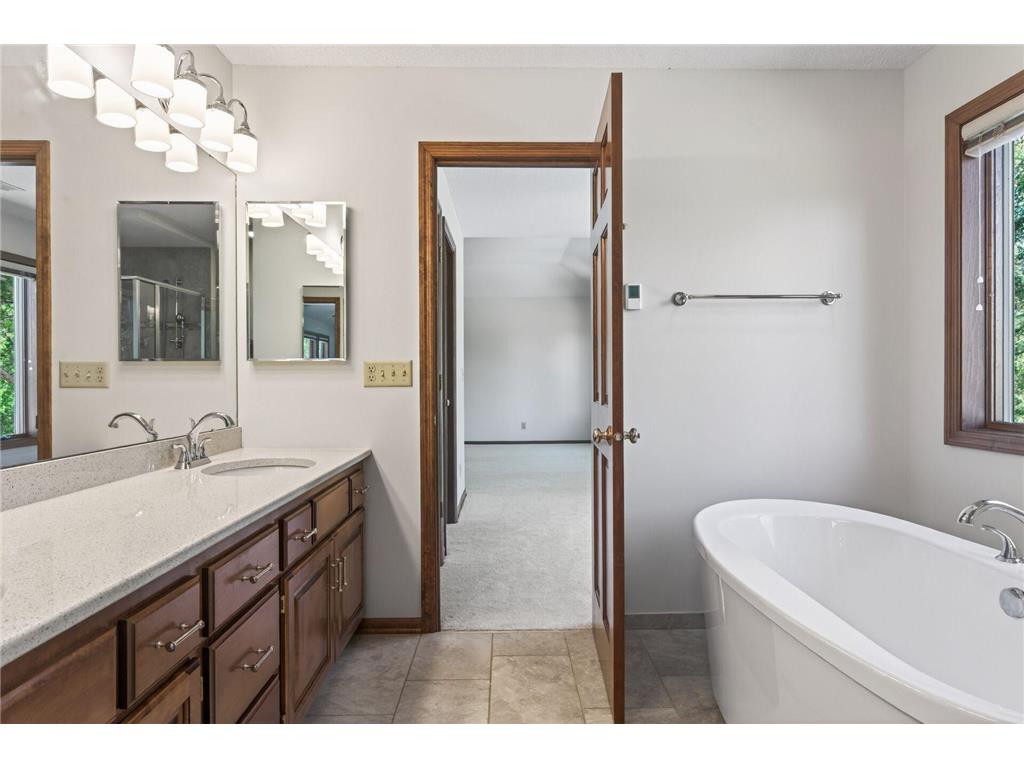 3034 Edgewater Drive Woodbury MN 55125 - Colby Lake 7091056 image36