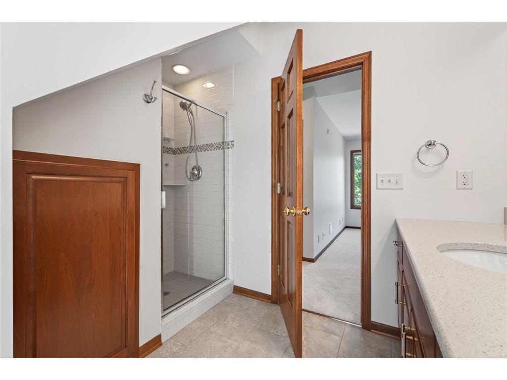 3034 Edgewater Drive Woodbury MN 55125 - Colby Lake 7091056 image45