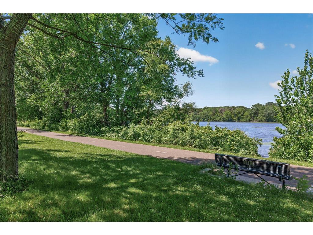 3034 Edgewater Drive Woodbury MN 55125 - Colby Lake 7091056 image60