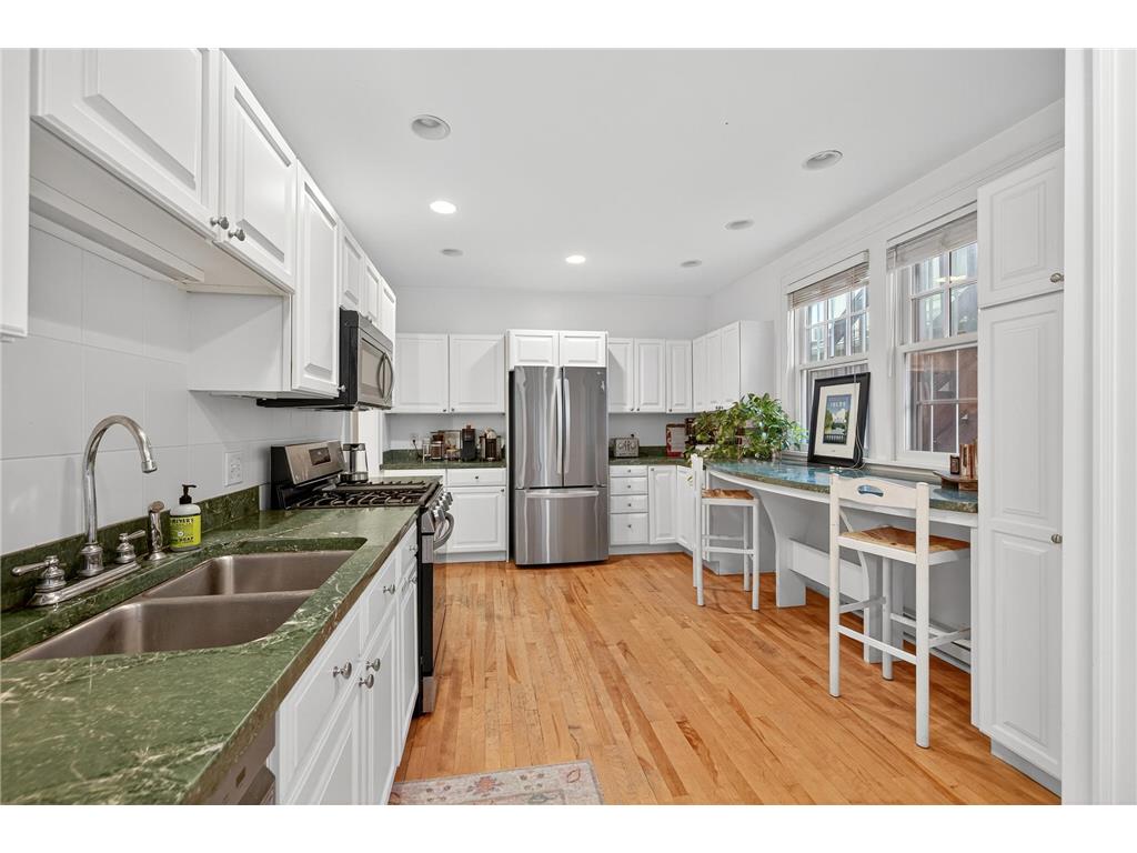 3035 Irving Avenue S Minneapolis MN 55408 7081127 image16