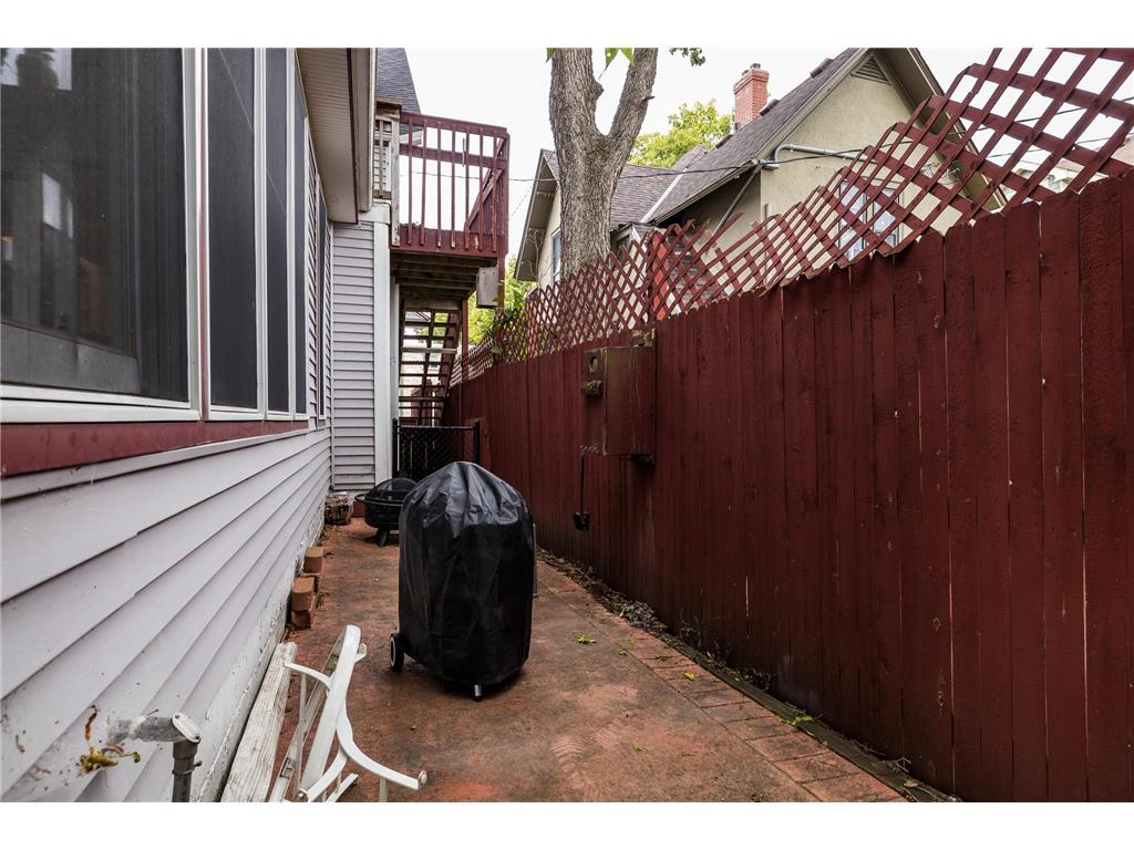 3035 Irving Avenue S Minneapolis MN 55408 7081127 image25
