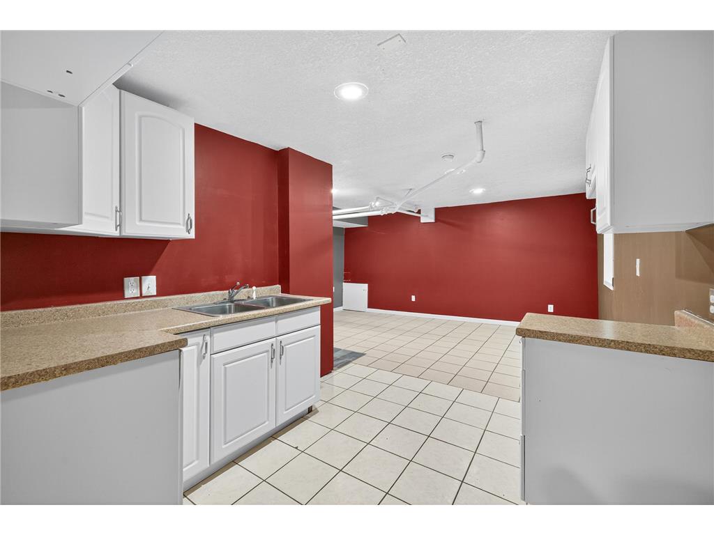 3035 Irving Avenue S Minneapolis MN 55408 7081127 image39