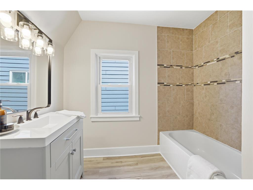 3036 Clinton Avenue Minneapolis MN 55408 7081460 image14