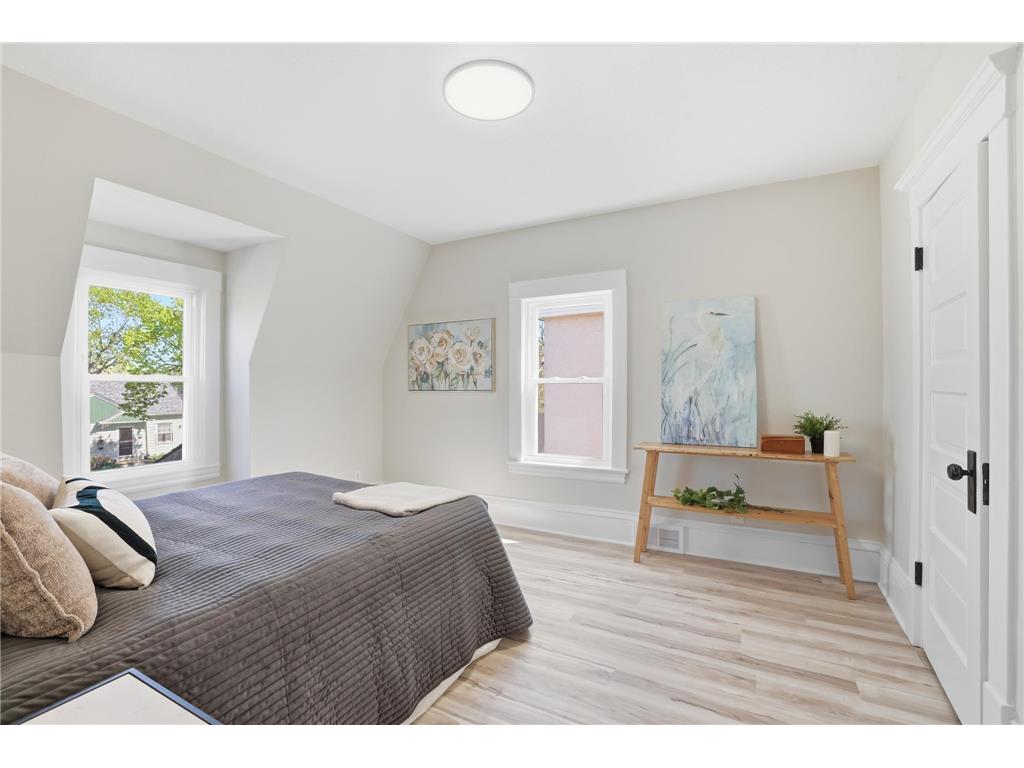 3036 Clinton Avenue Minneapolis MN 55408 7081460 image16