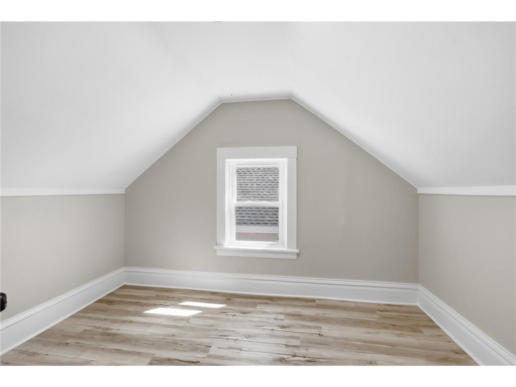 3036 Clinton Avenue Minneapolis MN 55408 7081460 image19