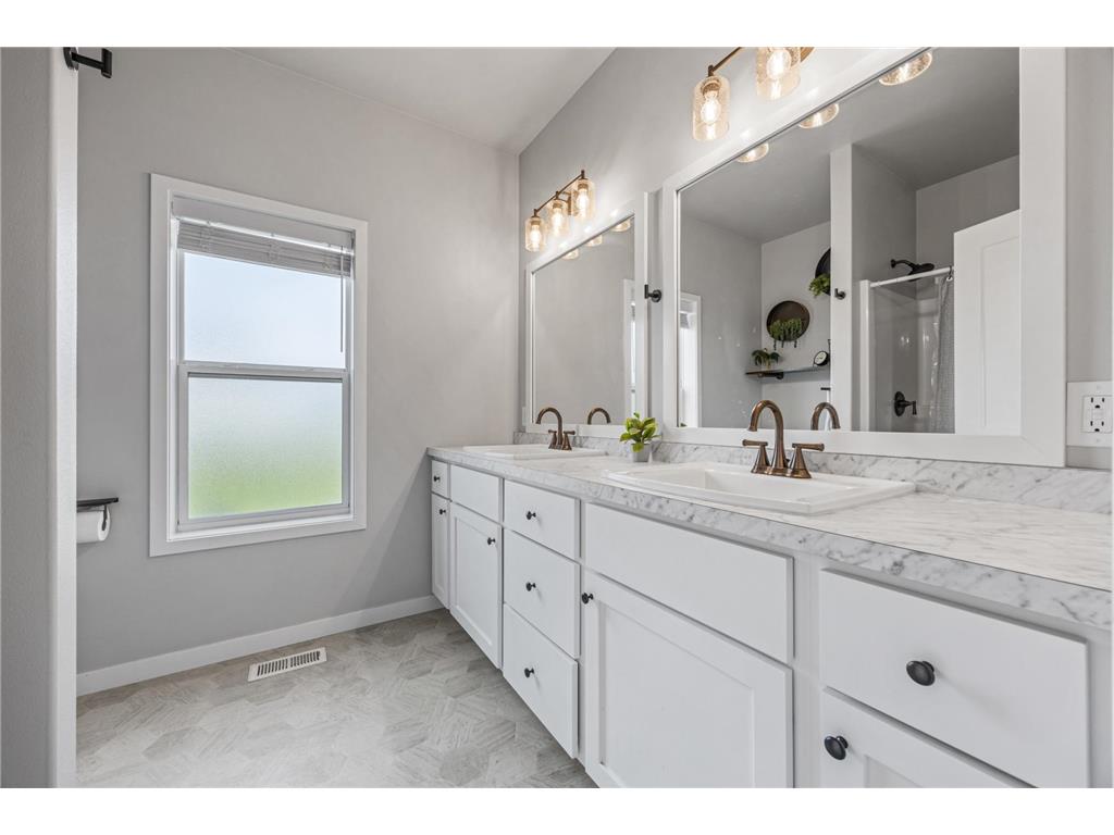3037 Prairie Farms Circle S Fargo ND 58104 7056875 image12