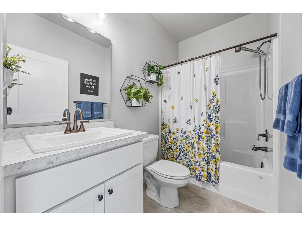 3037 Prairie Farms Circle S Fargo ND 58104 7056875 image14