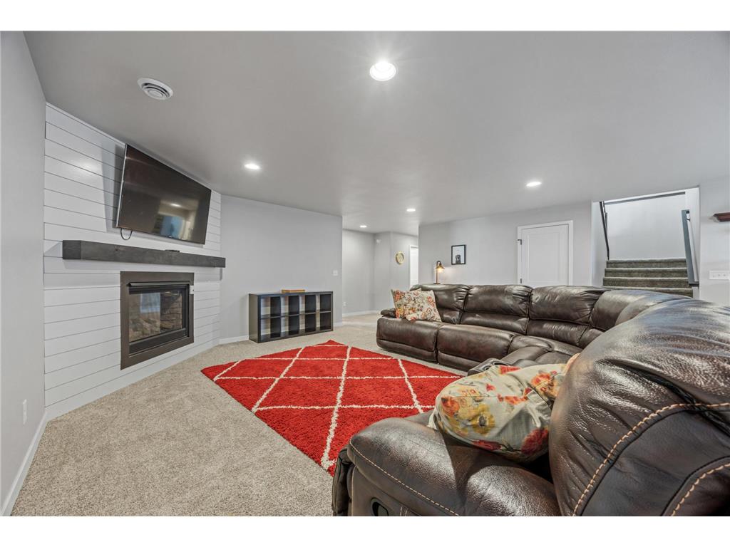 3037 Prairie Farms Circle S Fargo ND 58104 7056875 image16