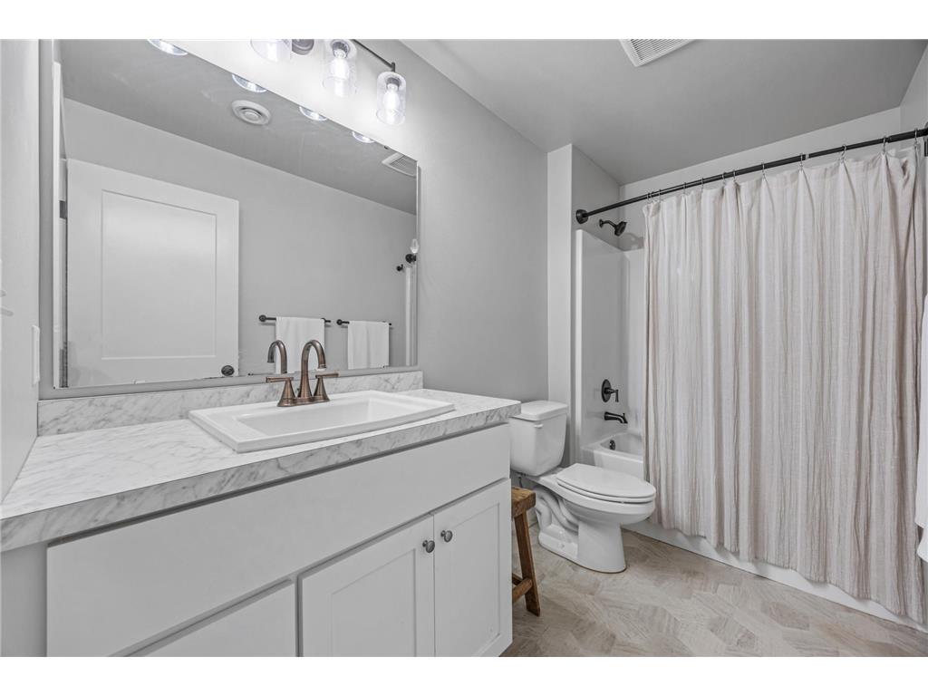 3037 Prairie Farms Circle S Fargo ND 58104 7056875 image19