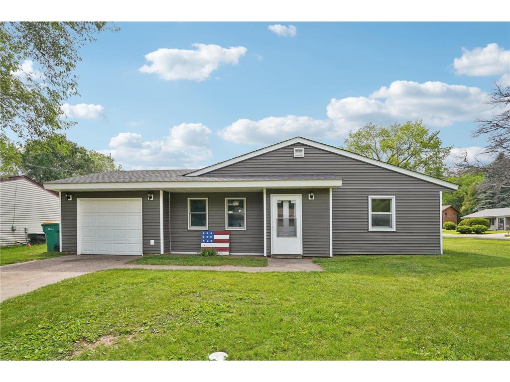 303A 235th Street East Farmington WI 54020 6731892 image1