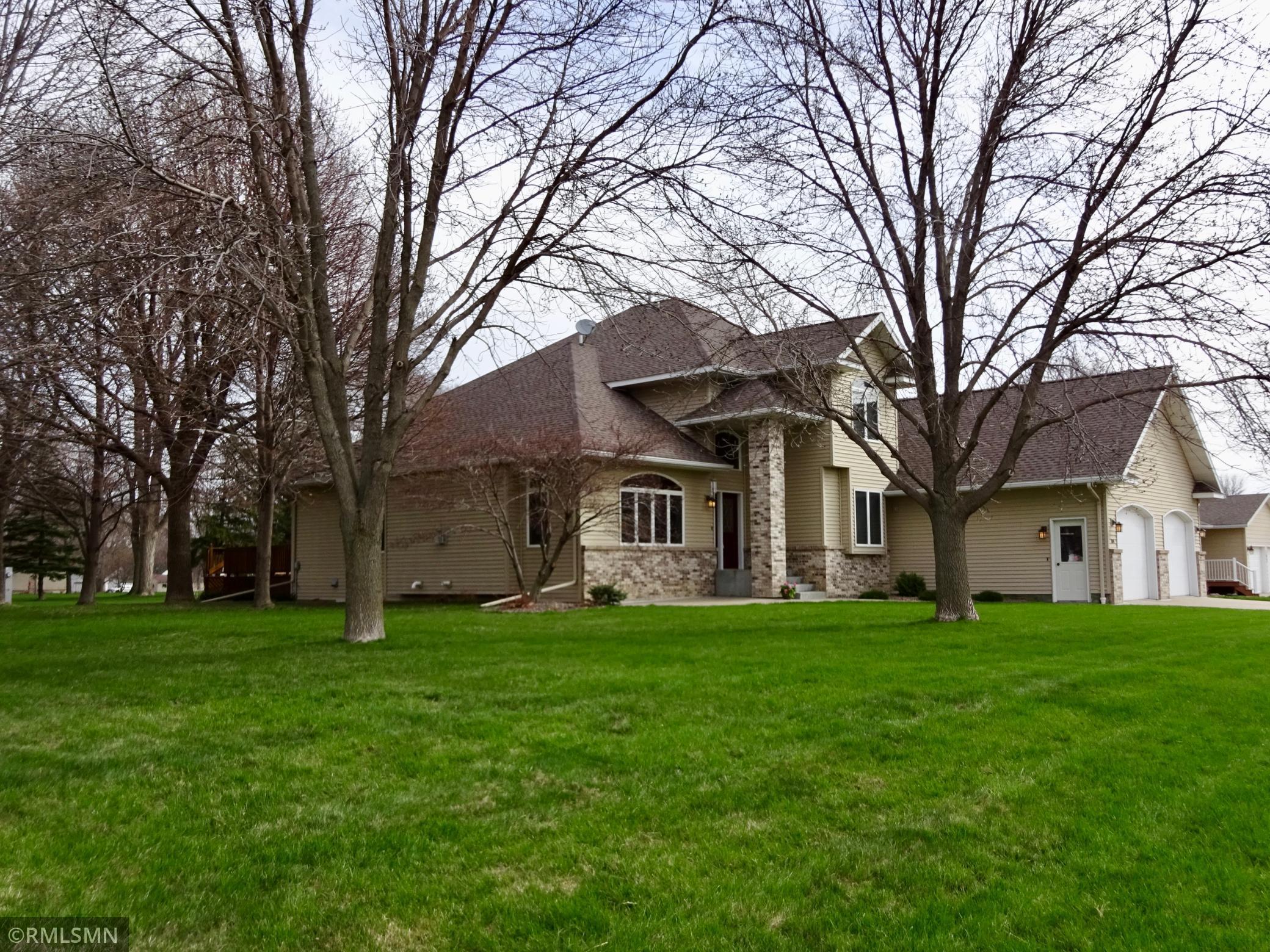 304 10th Avenue W, Lamberton, MN 56152 MLS 5717994 Edina Realty