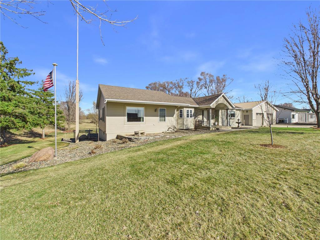 304 12th Avenue SE Melrose MN 56352 7046705 image3