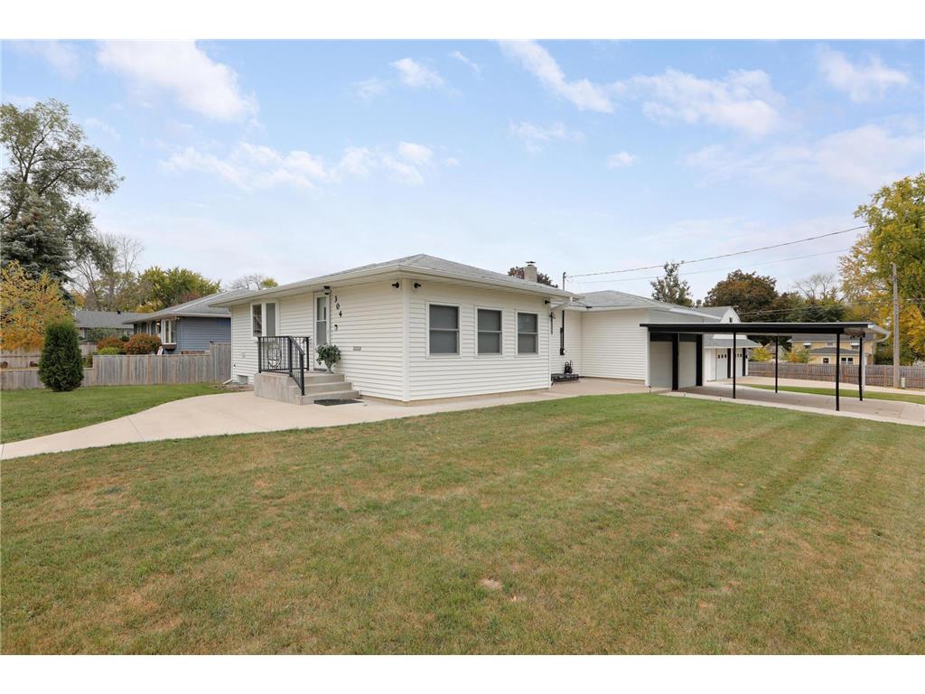 304 13th Street W Hastings MN 55033 6609621 image1