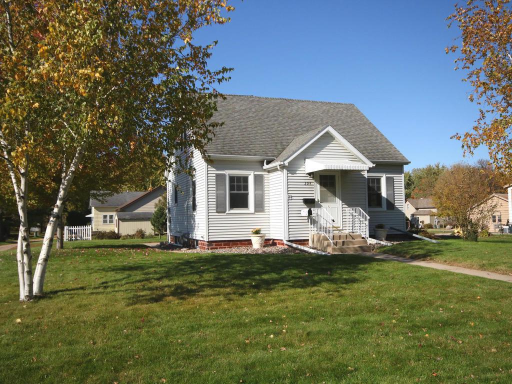 304 2nd Avenue NW, New Prague, MN 56071 MLS 5322778 Edina Realty