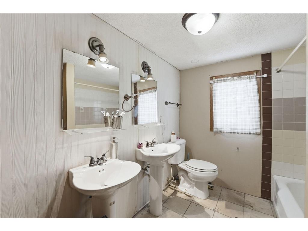 304 2nd Street SE Hinckley MN 55037 7027170 image9