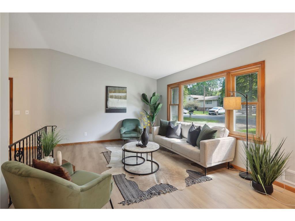 304 3rd Avenue SE New Brighton MN 55112 6409221 image1