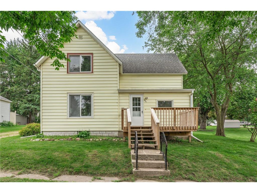 304 3rd Street N Ellendale MN 56026 6732728 image1