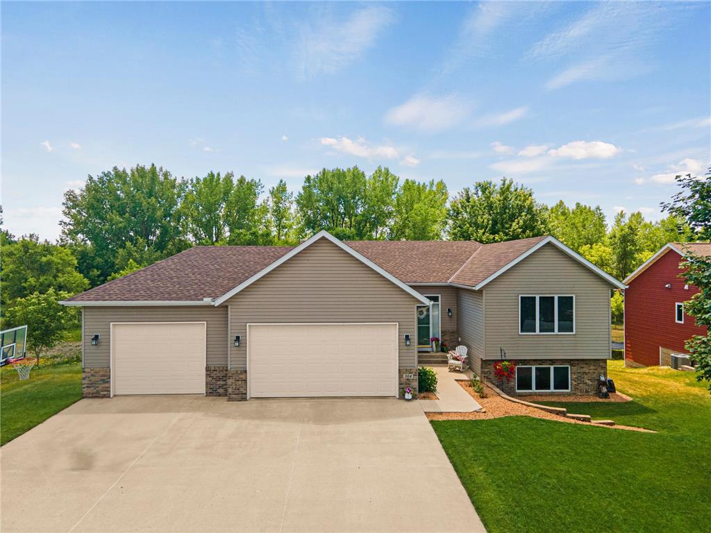 304 5th Avenue SW Medford MN 55049 6389410 image1