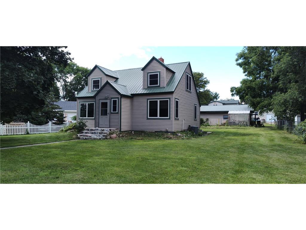 304 E 6th Street Starbuck MN 56381 6584296 image1