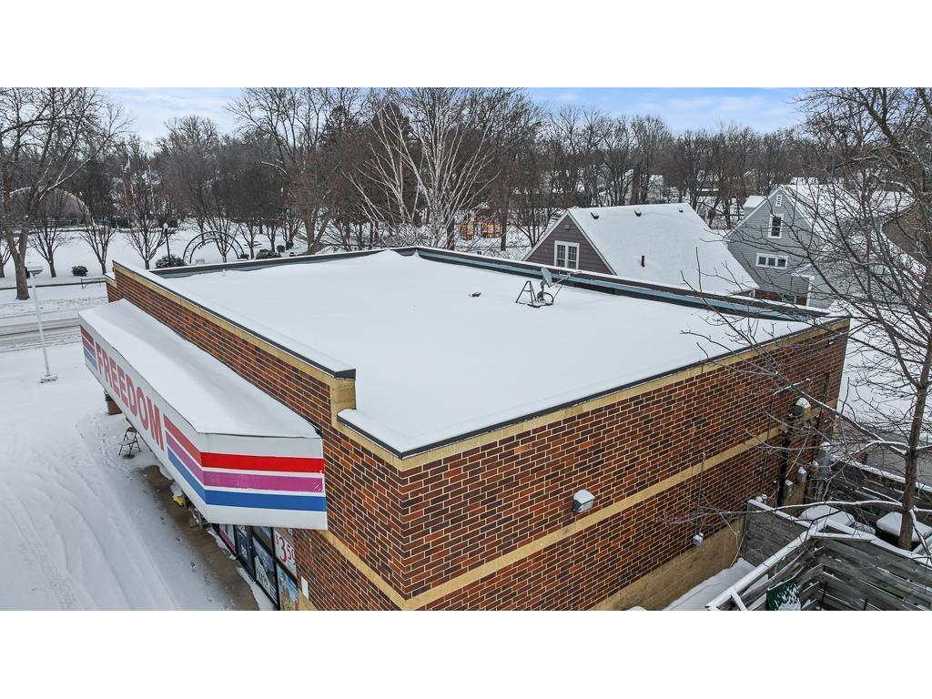 304 E College Drive Marshall MN 56258 6824657 image16