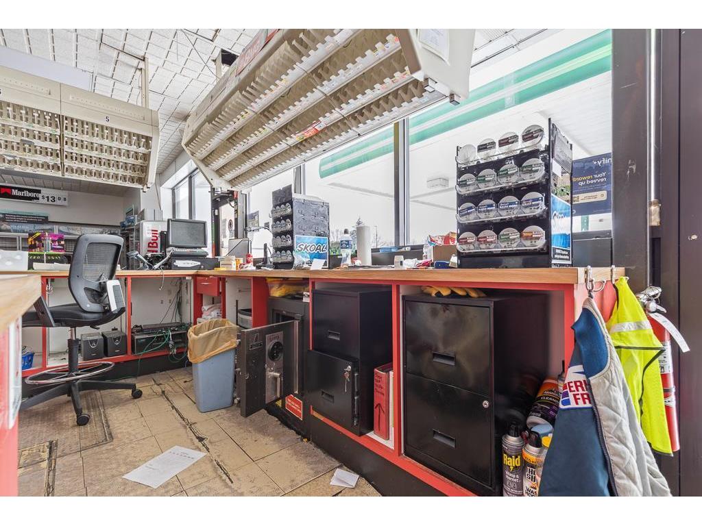 304 E College Drive Marshall MN 56258 6824657 image21