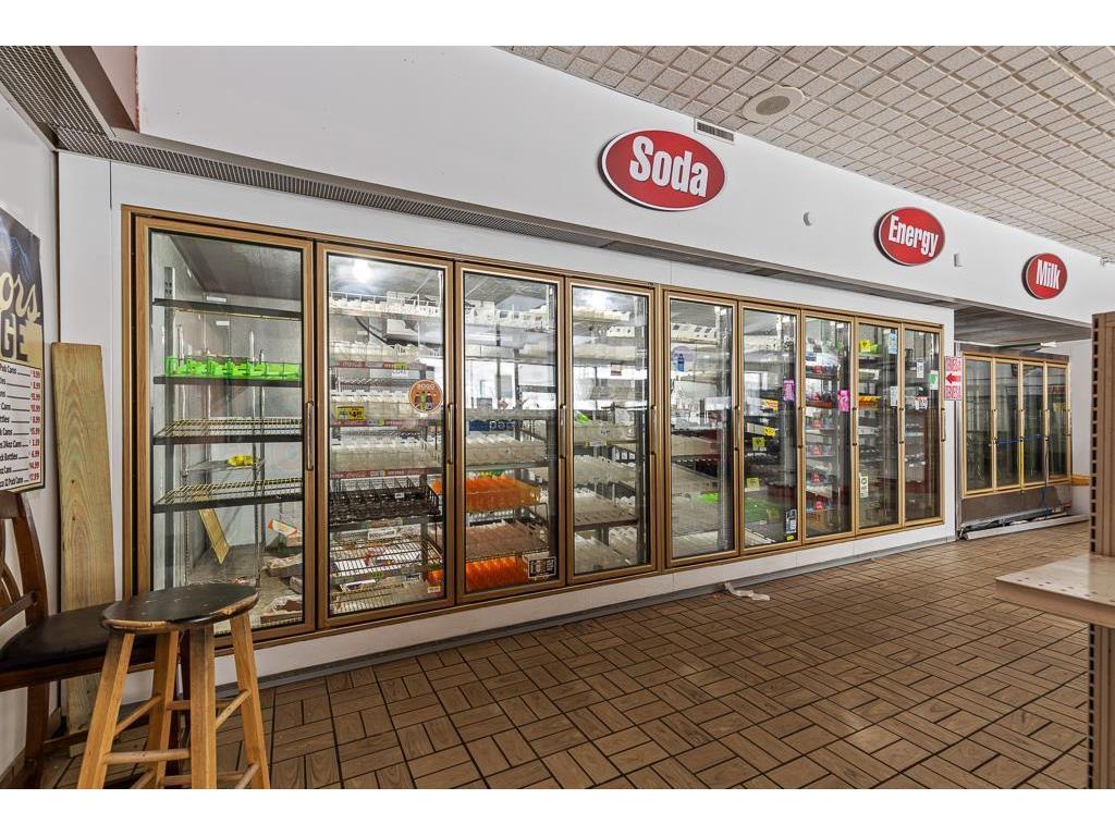 304 E College Drive Marshall MN 56258 6824657 image26