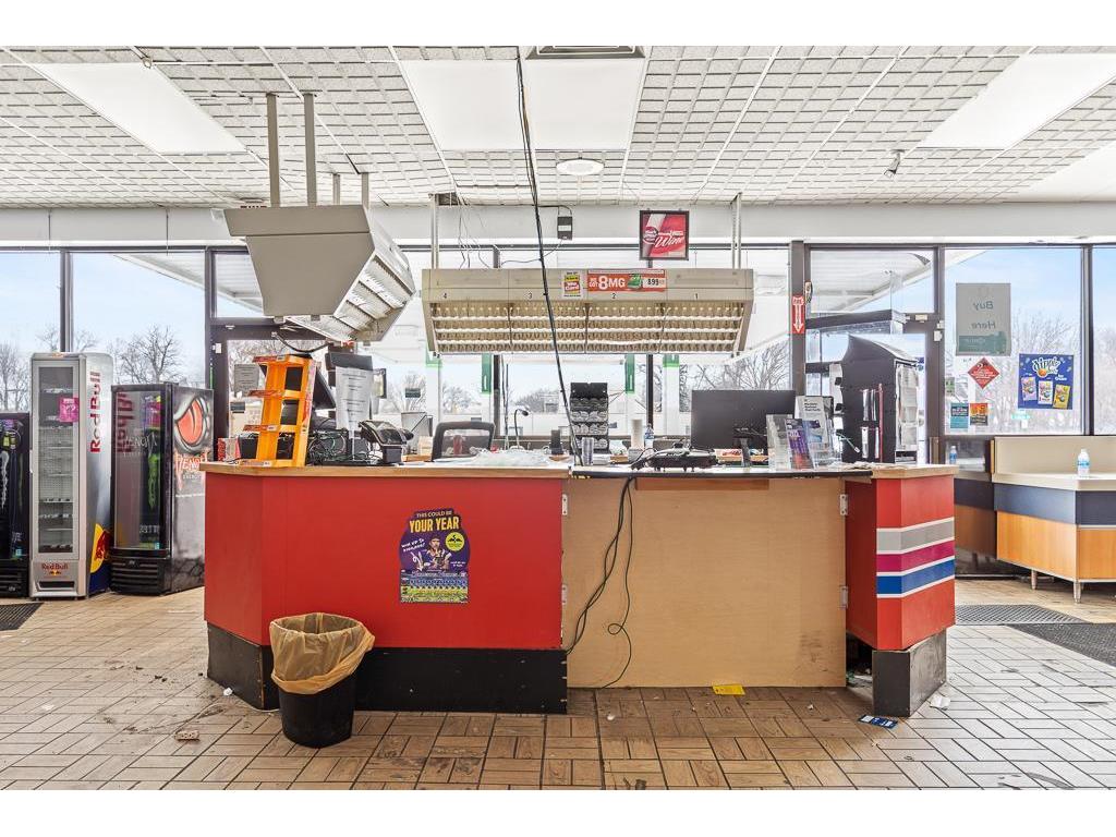 304 E College Drive Marshall MN 56258 6824657 image29