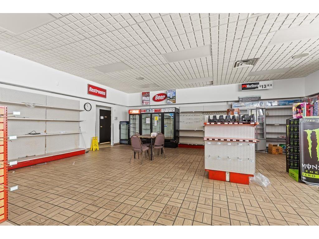 304 E College Drive Marshall MN 56258 6824657 image30