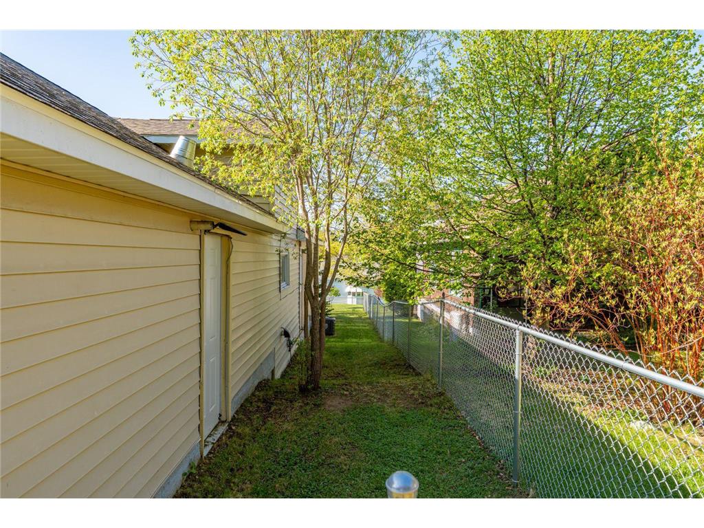 304 E James St Bypass Ely MN 55731 7084408 image25