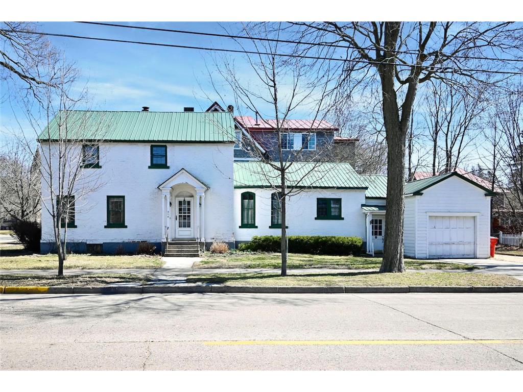 304 Grand Street Winona MN 55987 6476438 image1