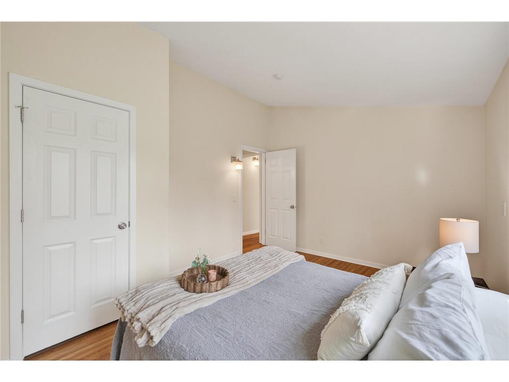 304 Lion Lane Shoreview MN 55126 7063177 image16