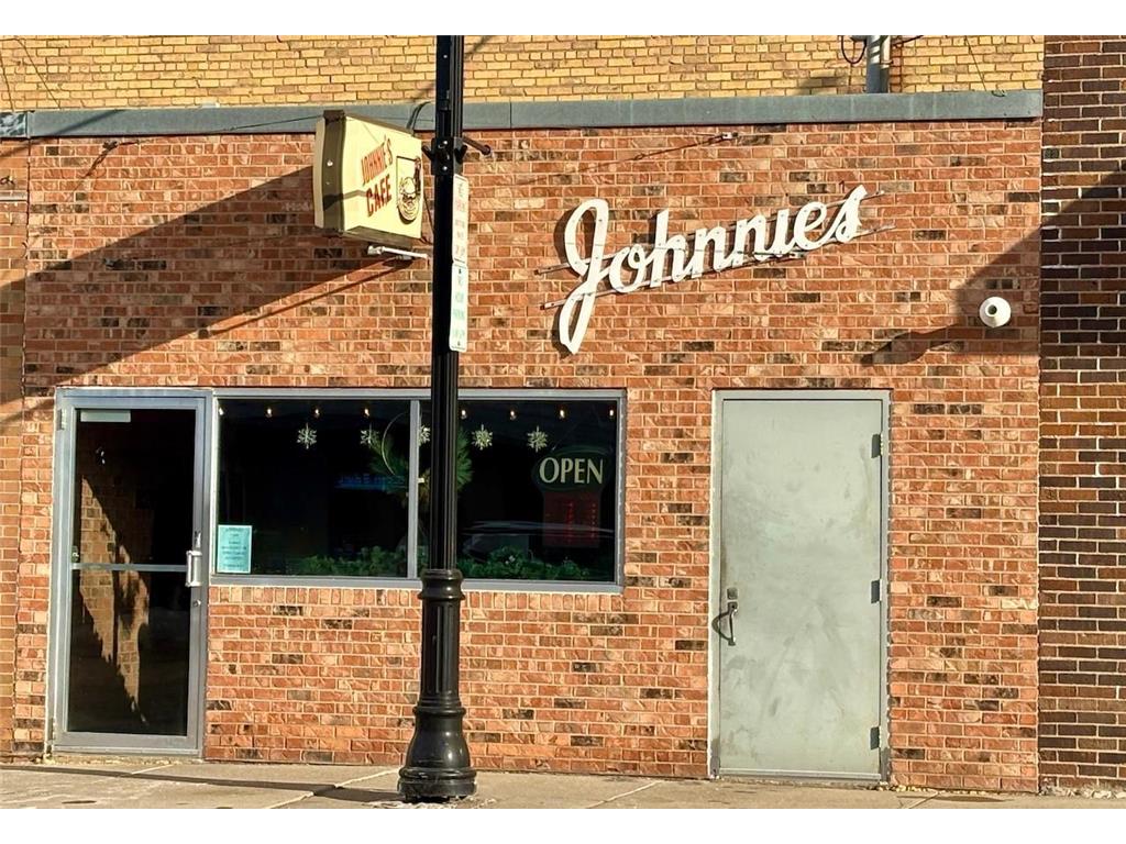 304 Main Avenue N Thief River Falls MN 56701 7011135 image1