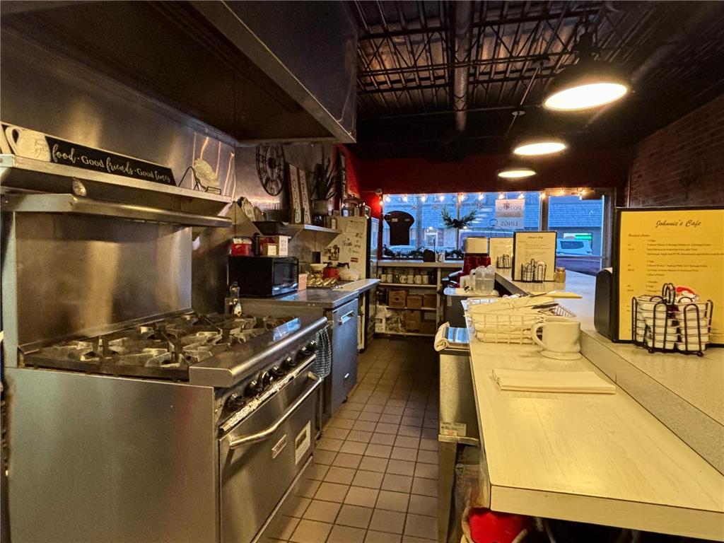 304 Main Avenue N Thief River Falls MN 56701 7011135 image6