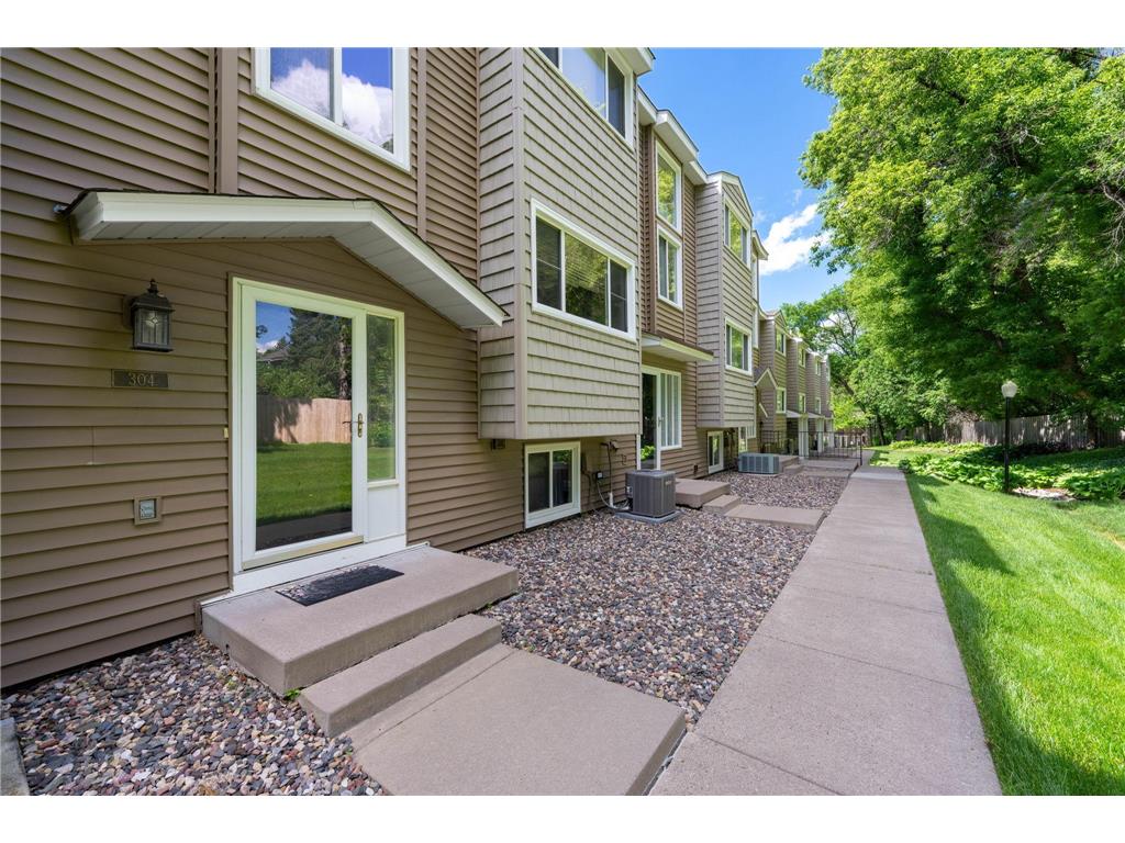 304 Pondridge Circle Wayzata MN 55391 7093178 image1