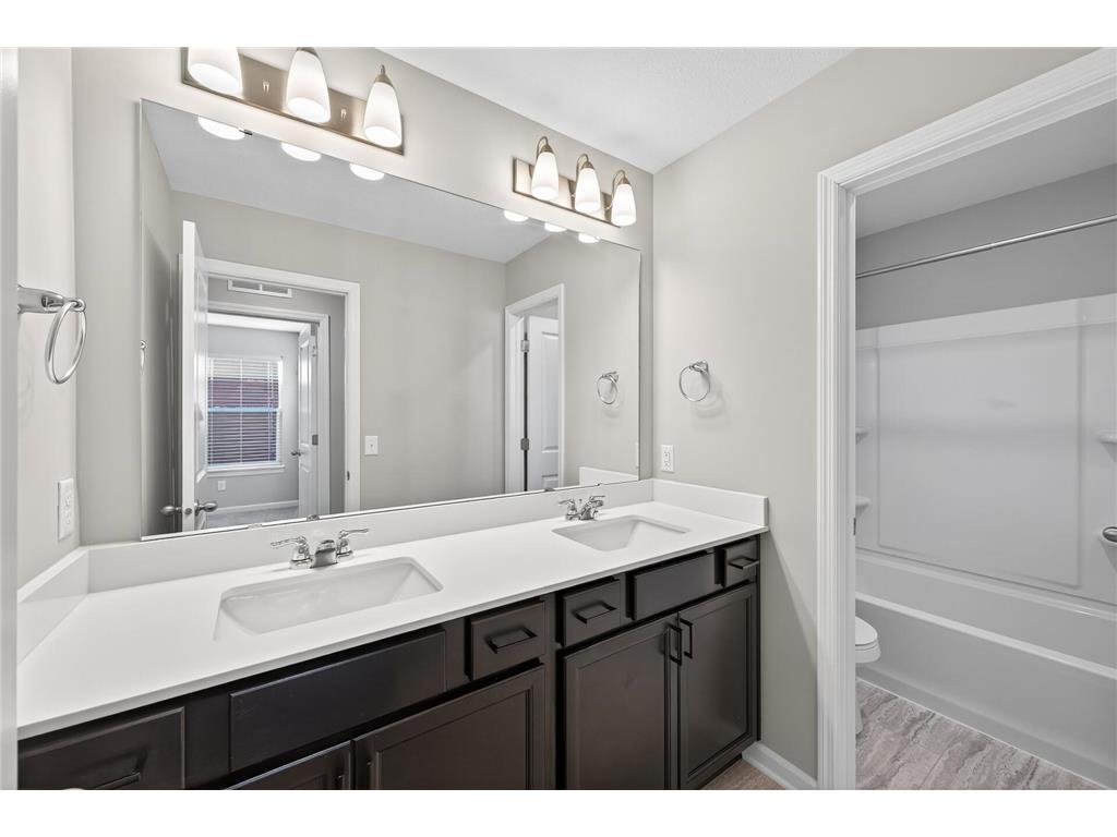 304 Rum River Way Anoka MN 55303 7019943 image25