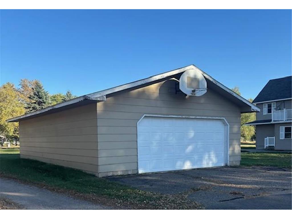 304 S 2nd Street Royalton MN 56373 6800975 image12