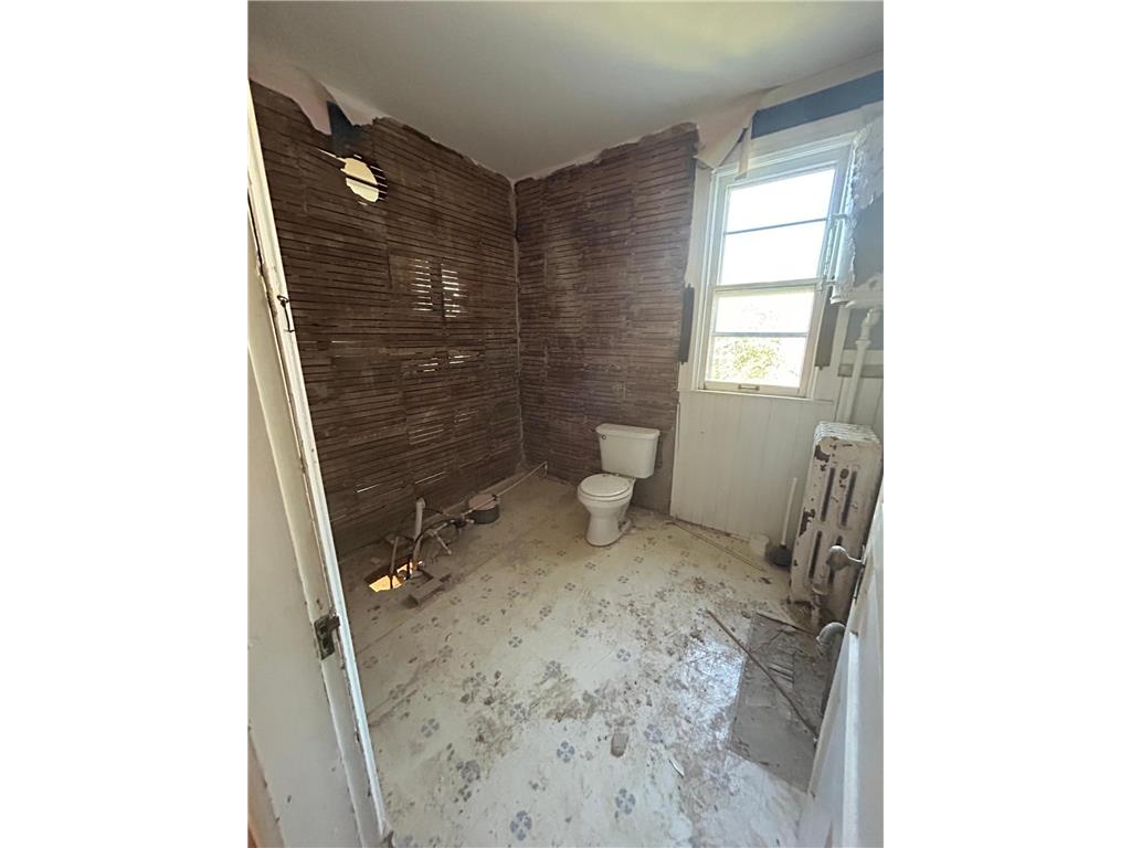 304 S Broadway Alden MN 56009 6785250 image9