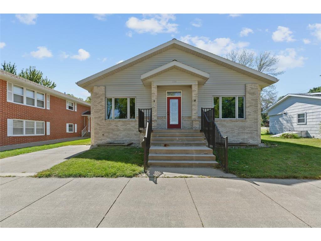 304 S Minnesota Street New Ulm MN 56073 6594009 image1