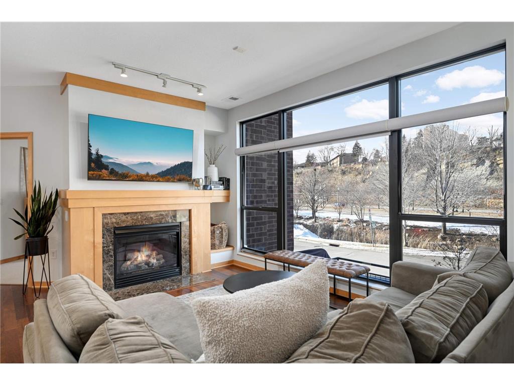 304 Spring Street Saint Paul MN 55102 6696260 image1