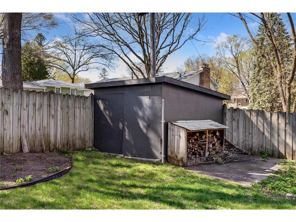 304 Valley High Road Burnsville MN 55337 7043768 image46