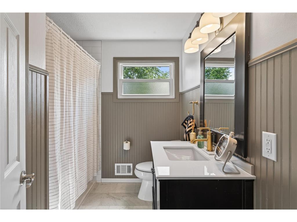 3040 Boone Avenue N New Hope MN 55427 7070795 image22