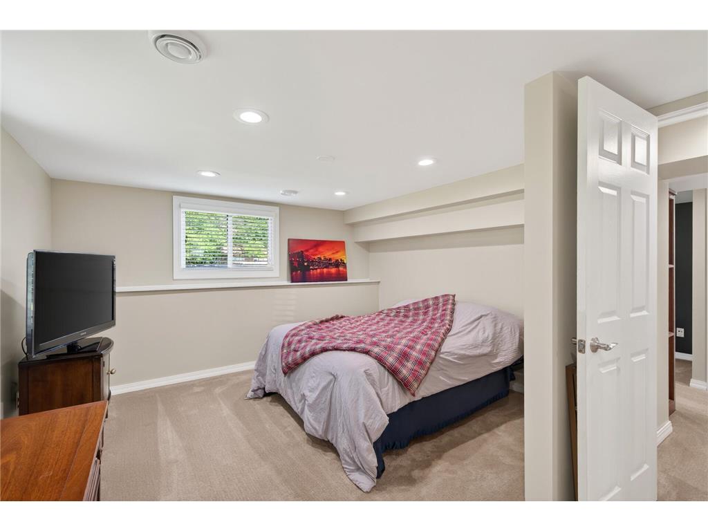 3040 Boone Avenue N New Hope MN 55427 7070795 image31
