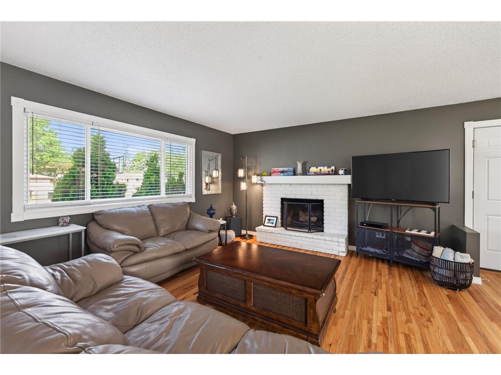 3040 Boone Avenue N New Hope MN 55427 7070795 image7